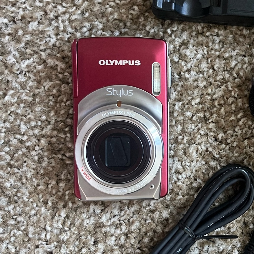Olympus Red Digital Camera with Accessories - Picture 3 of 15